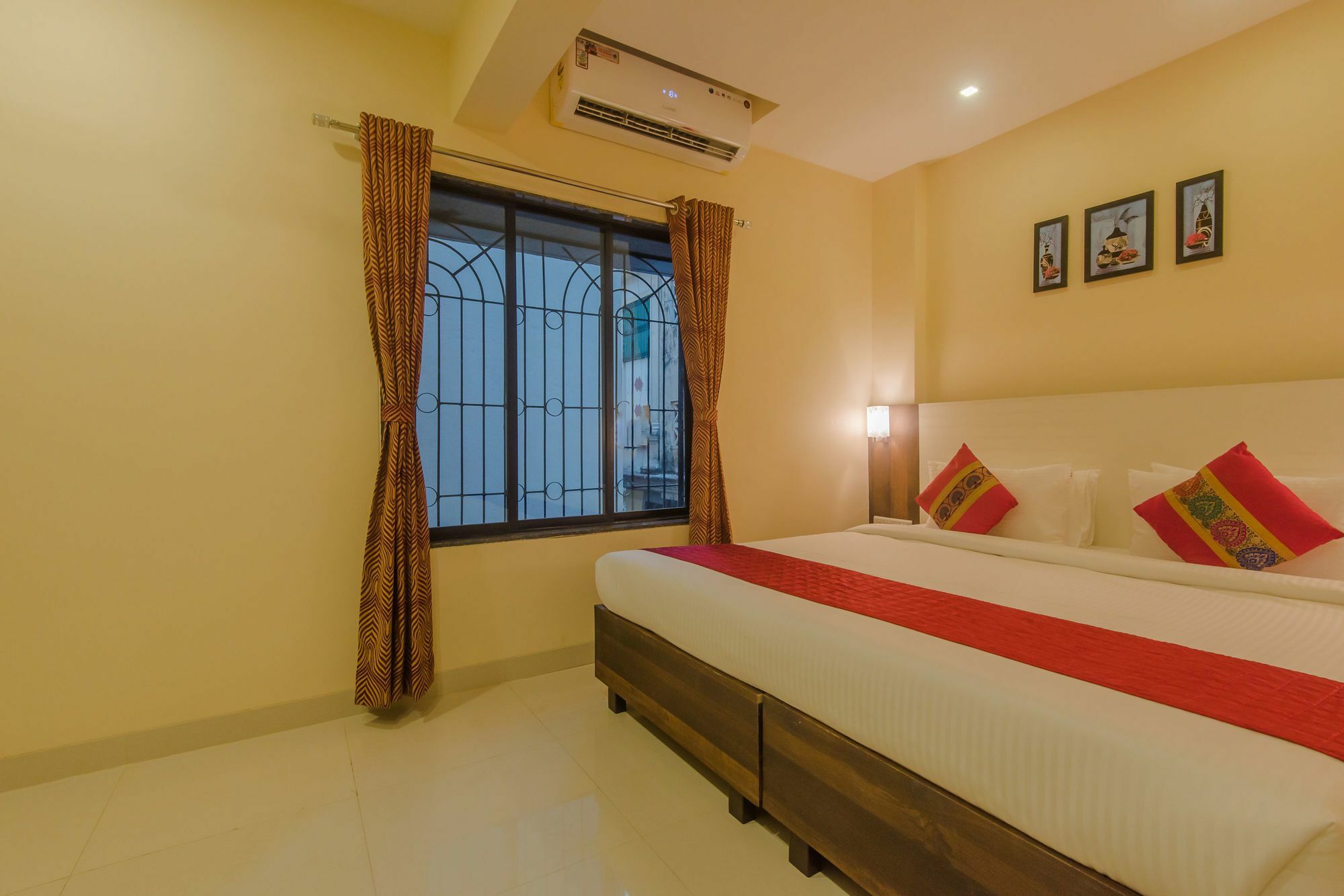 Fabexpress Aishwarya Service Apartment Navi Mumbai Exterior photo